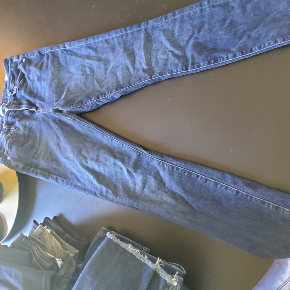 Good American High Rise Blue Jeans - Picture 6 of 6